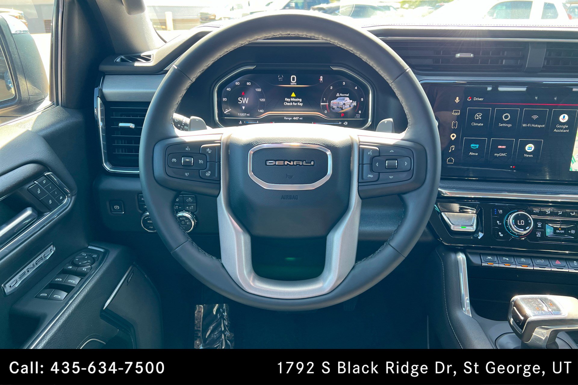 Used 2025 GMC Sierra 1500 Denali w/ Denali Reserve Package AWD/4WD image 12