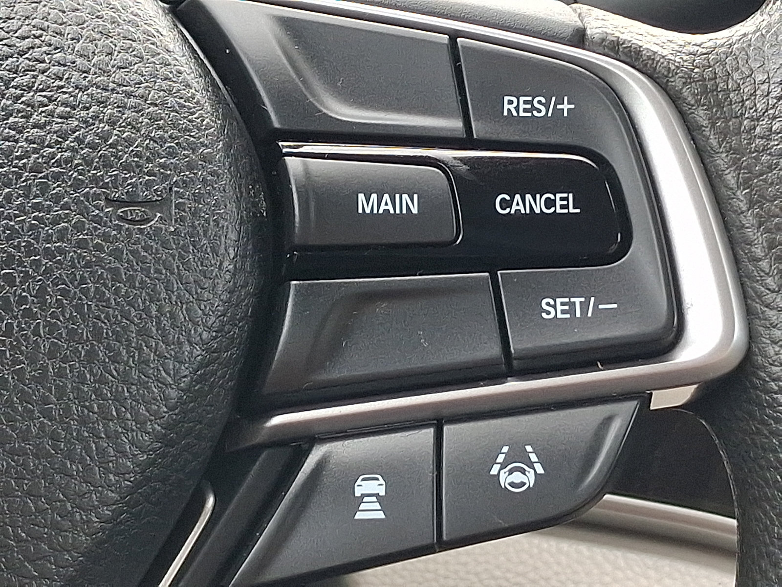 Used 2018 Honda Accord EX image 22