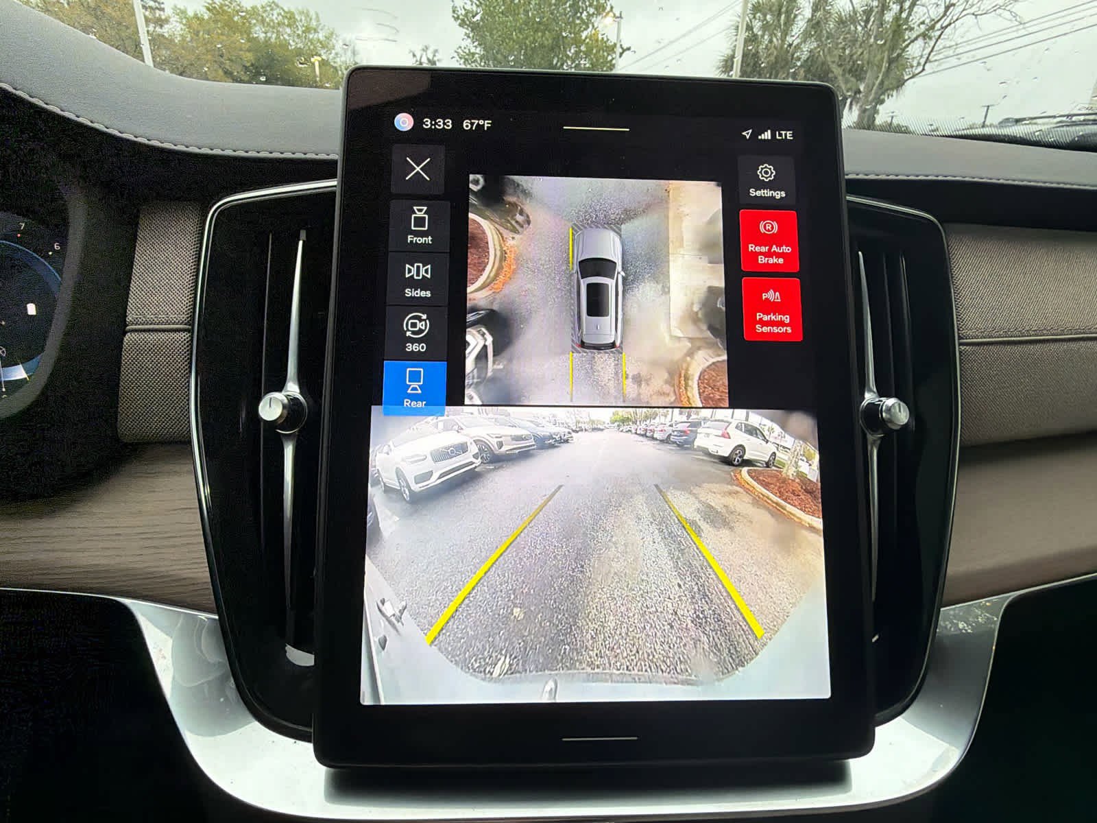 Used 2025 Volvo XC90 B5 Plus image 32