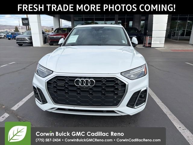 Used 2022 Audi Q5 2.0T Premium Plus w/ Premium Plus Package image 2