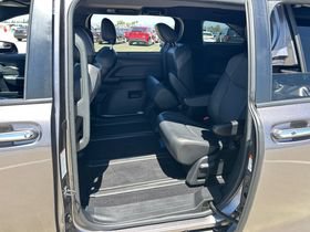 Used 2021 Toyota Sienna XSE w/ XSE Plus Package FWD image 11
