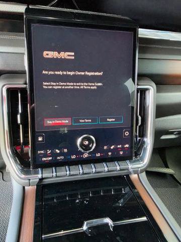 New 2026 GMC Yukon XL Denali w/ Sun & Power Step Package AWD/4WD image 32