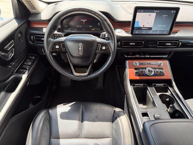 Used 2022 Lincoln Aviator Reserve w/ Equipment Group 201A AWD/4WD image 17