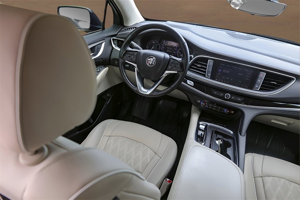 Used 2022 Buick Enclave Avenir w/ Avenir Technology Package image 27