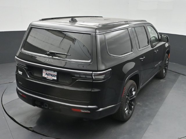 New 2026 Jeep Grand Wagoneer Summit AWD/4WD image 40