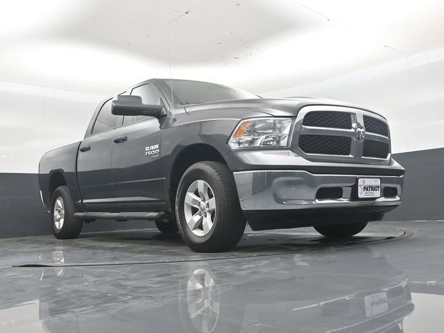 Used 2022 RAM 1500 Classic SLT w/ Electronics Group AWD/4WD image 44