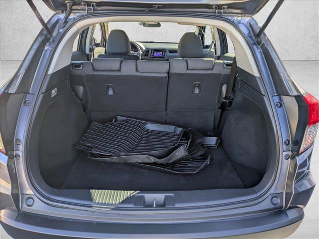 Used 2019 Honda HR-V LX image 7