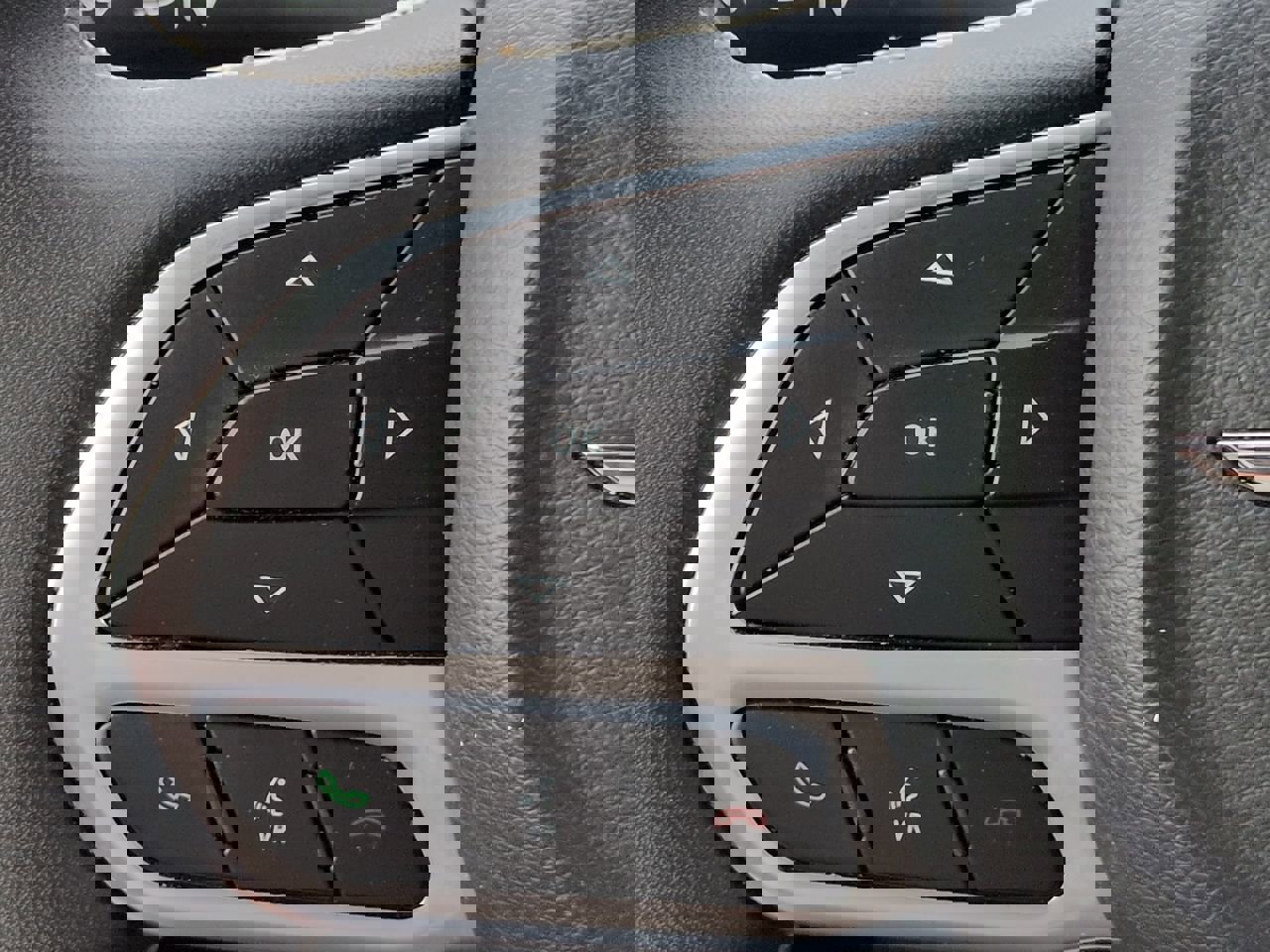 Used 2025 Chrysler Pacifica Select FWD image 22