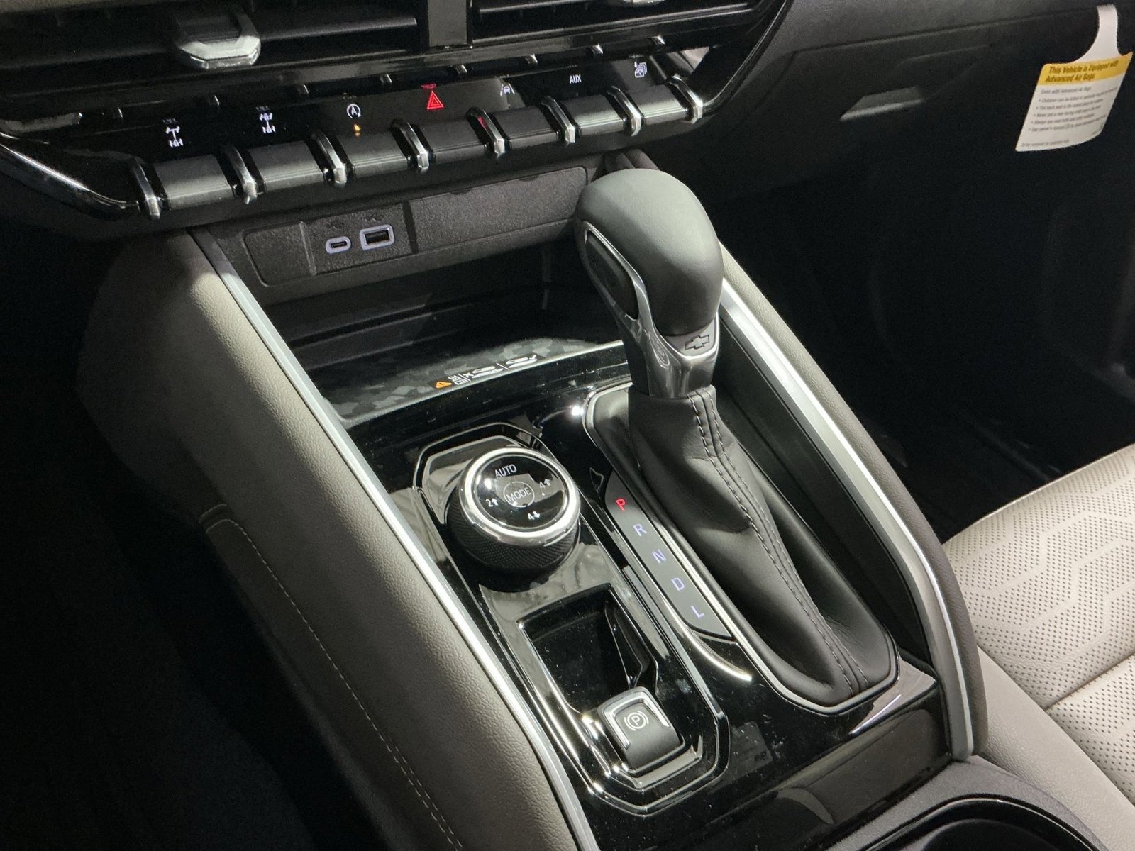 New 2026 Chevrolet Colorado ZR2 w/ Technology Package image 30