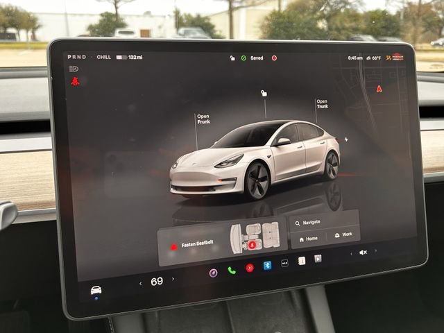Used 2023 Tesla Model 3 Standard Range image 18