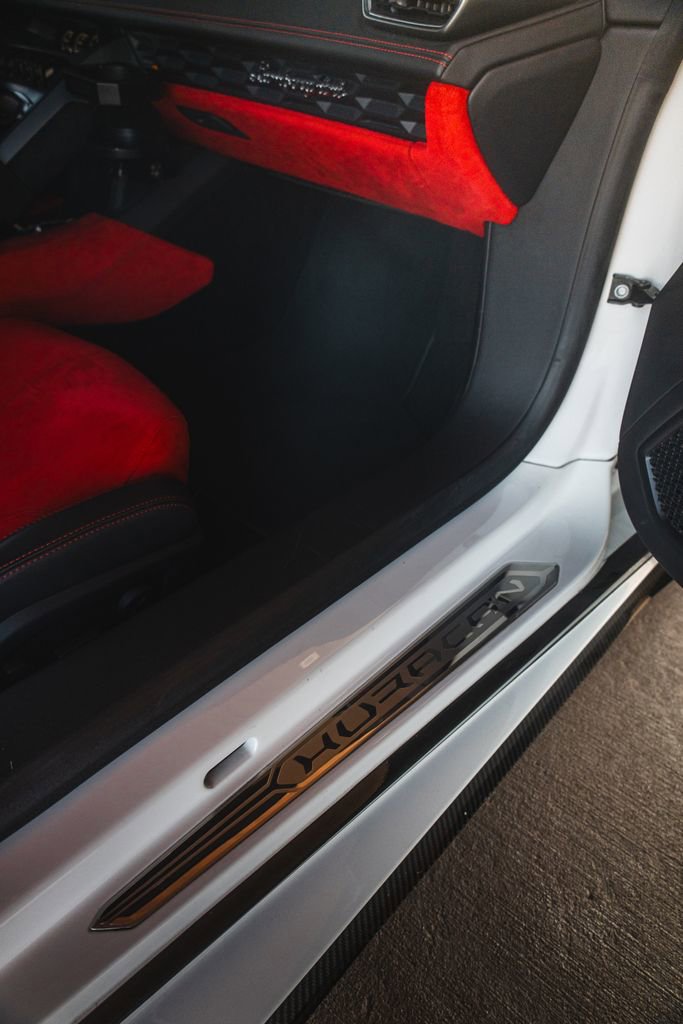 Used 2015 Lamborghini Huracan LP 610-4 image 33