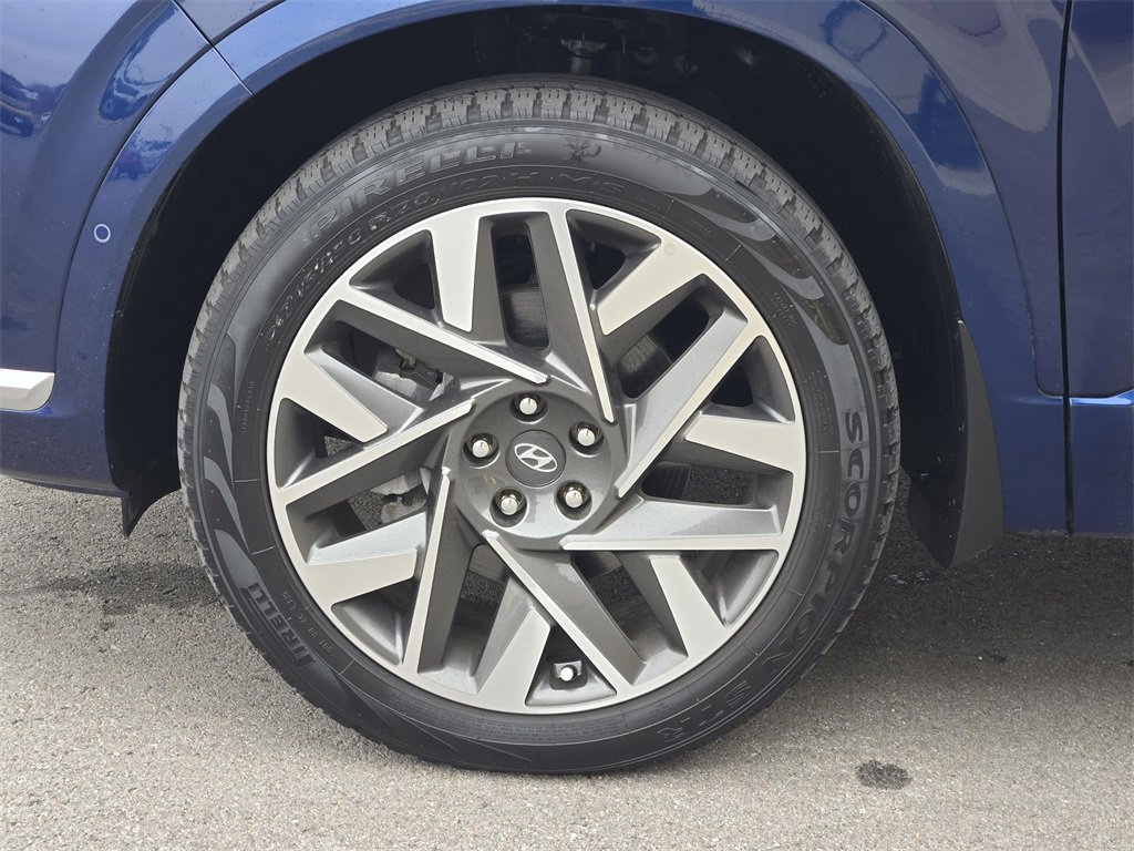 Used 2023 Hyundai Santa Fe Calligraphy image 9