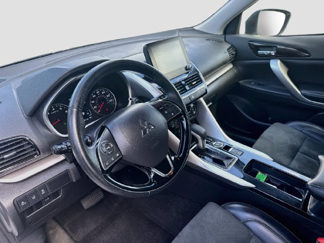Used 2024 Mitsubishi Eclipse Cross AWD image 9