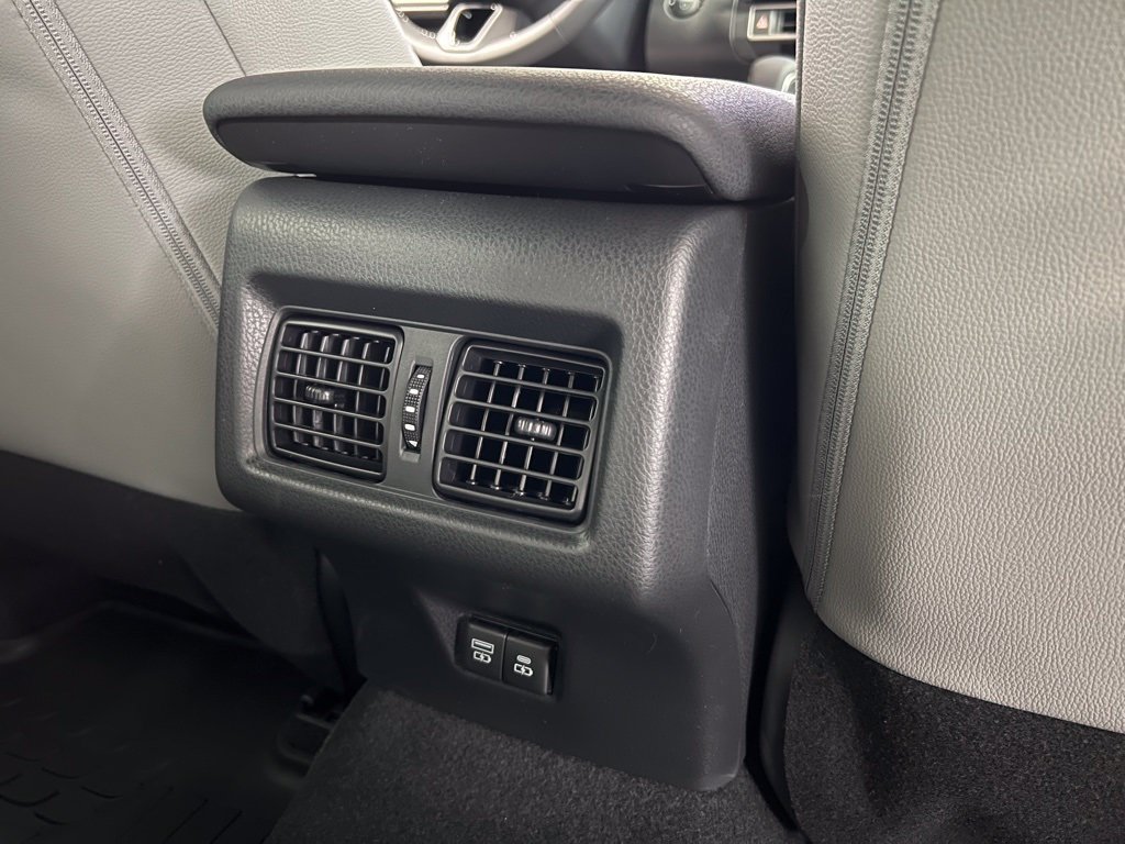 New 2026 Toyota Camry SE FWD image 19