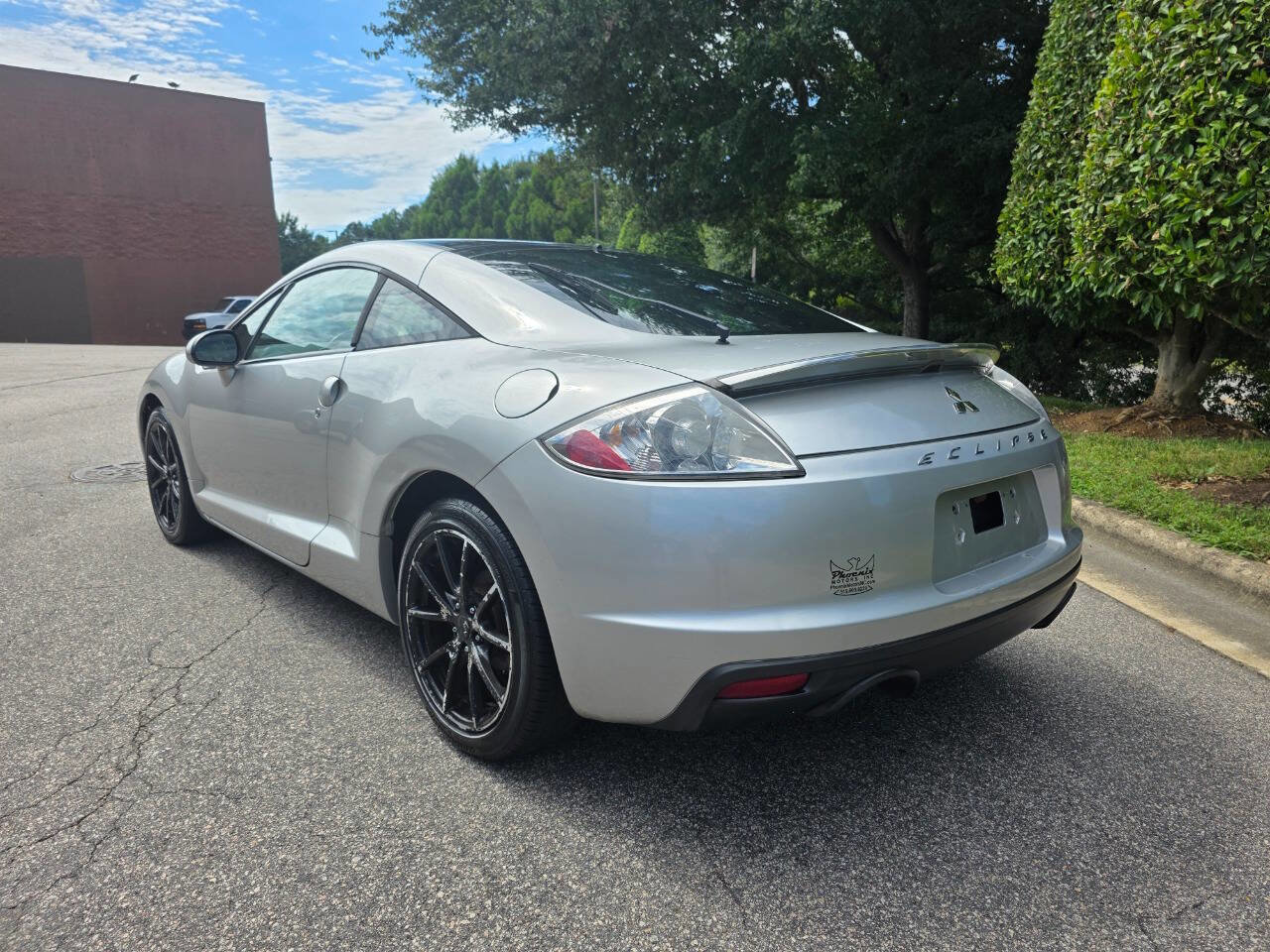 Used 2012 Mitsubishi Eclipse image 3