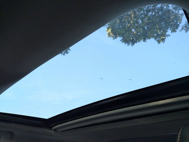 Used 2015 Toyota Avalon Limited FWD image 14