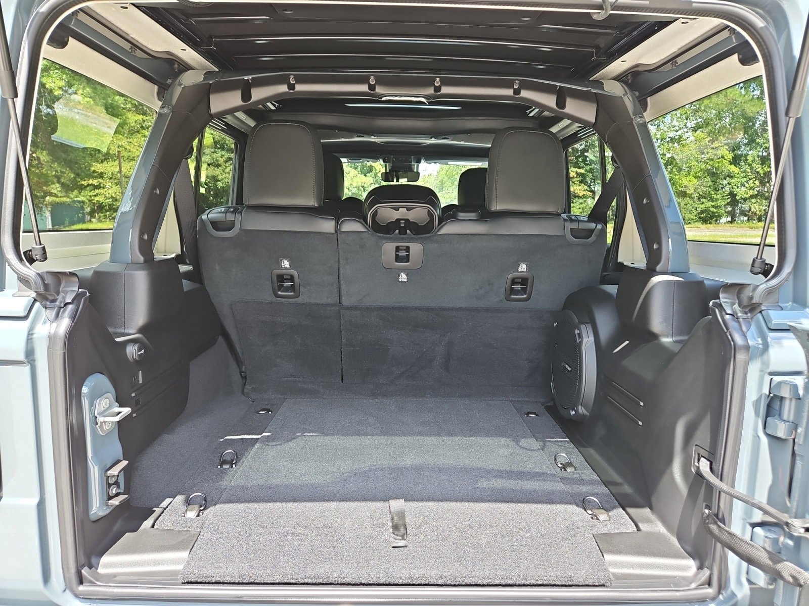 New 2025 Jeep Wrangler Unlimited Rubicon image 19