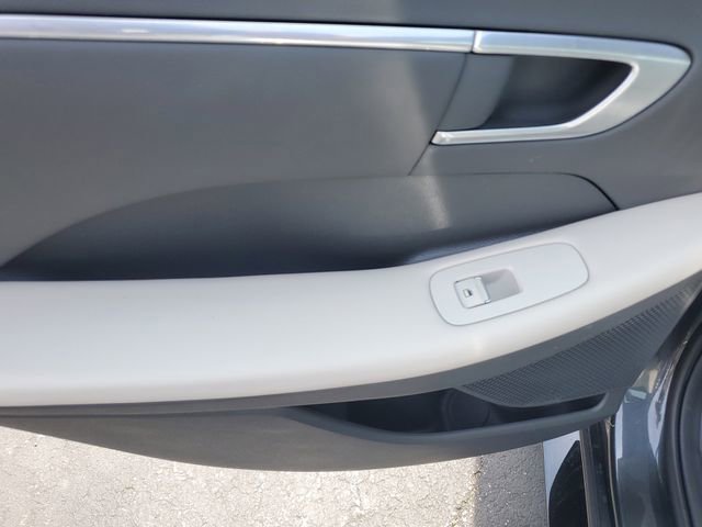 Used 2023 Hyundai Sonata SEL w/ Cargo Package FWD image 15