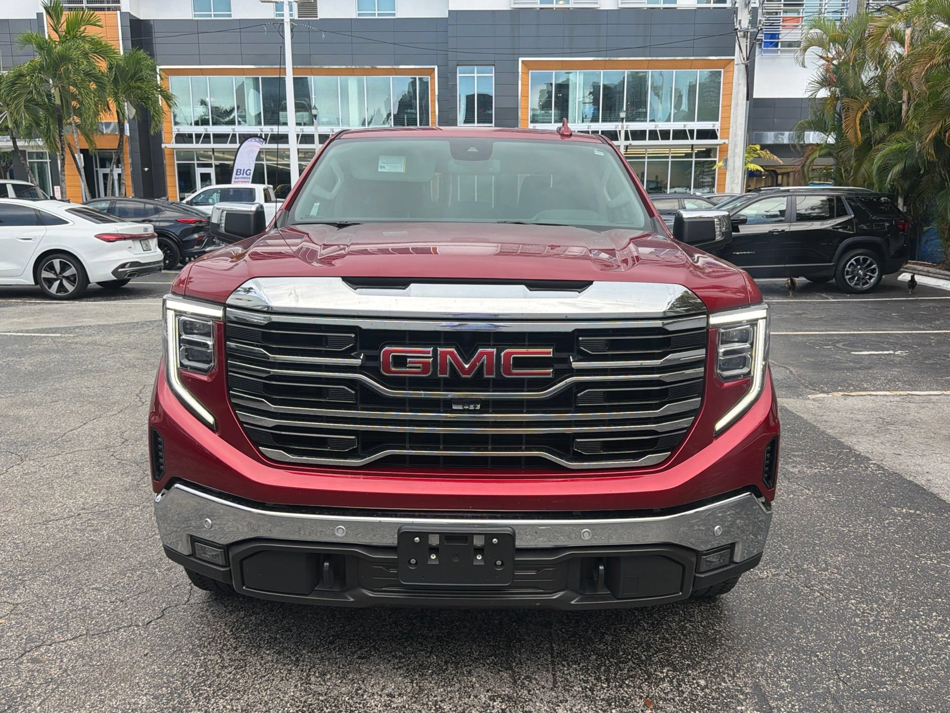 Used 2025 GMC Sierra 1500 SLT w/ SLT Premium Plus Package AWD/4WD image 4
