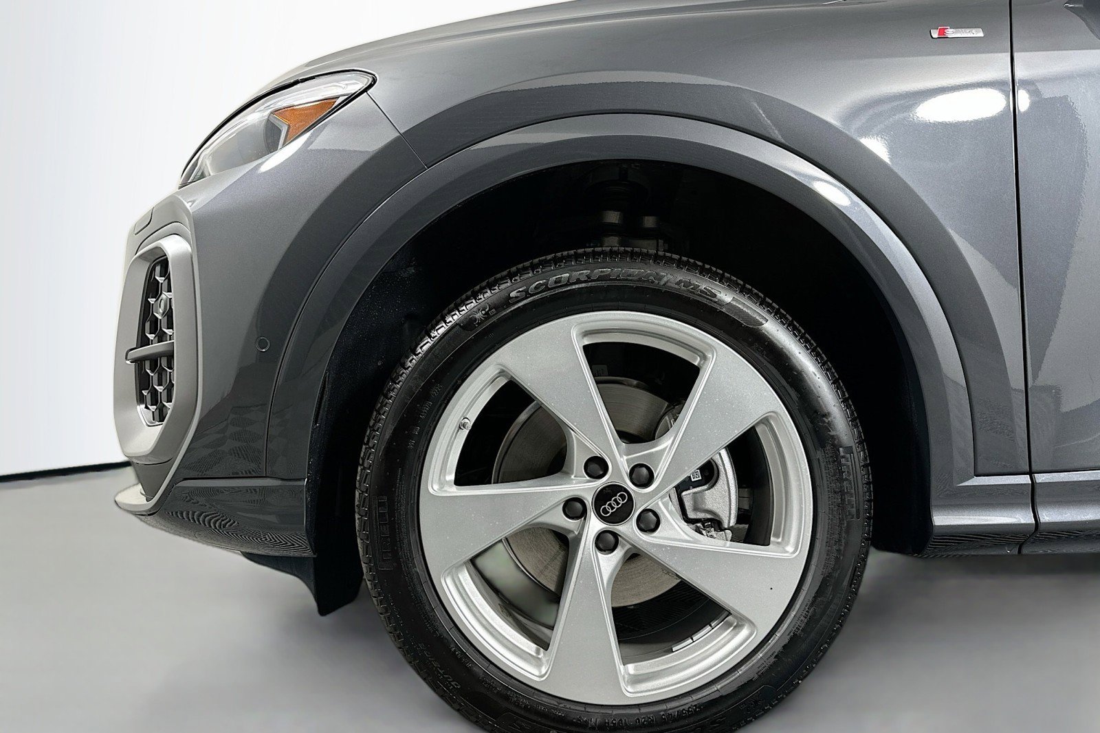 New 2025 Audi Q5 Premium Plus image 11