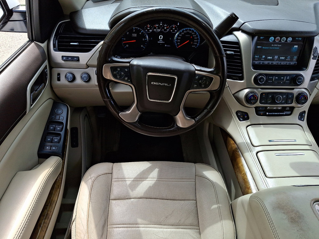 Used 2017 GMC Yukon Denali AWD/4WD image 19