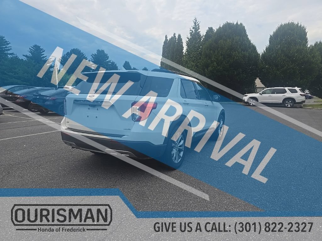 Used 2020 Ford Explorer XLT w/ Equipment Group 202A AWD/4WD image 8