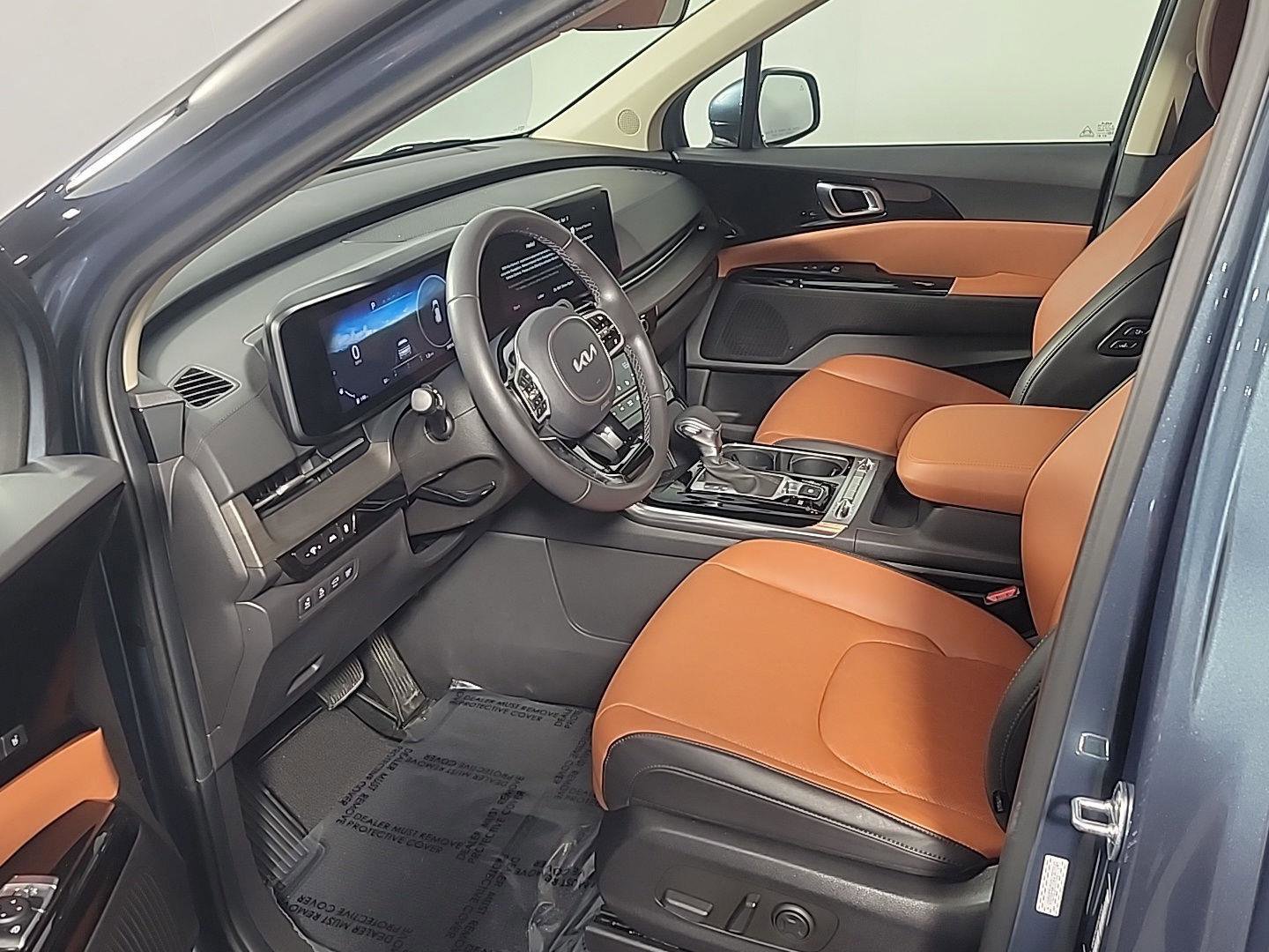 Used 2024 Kia Carnival SX image 18
