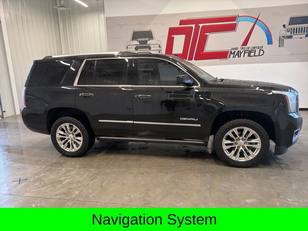 Used 2020 GMC Yukon Denali w/ Denali Premium Package image 2