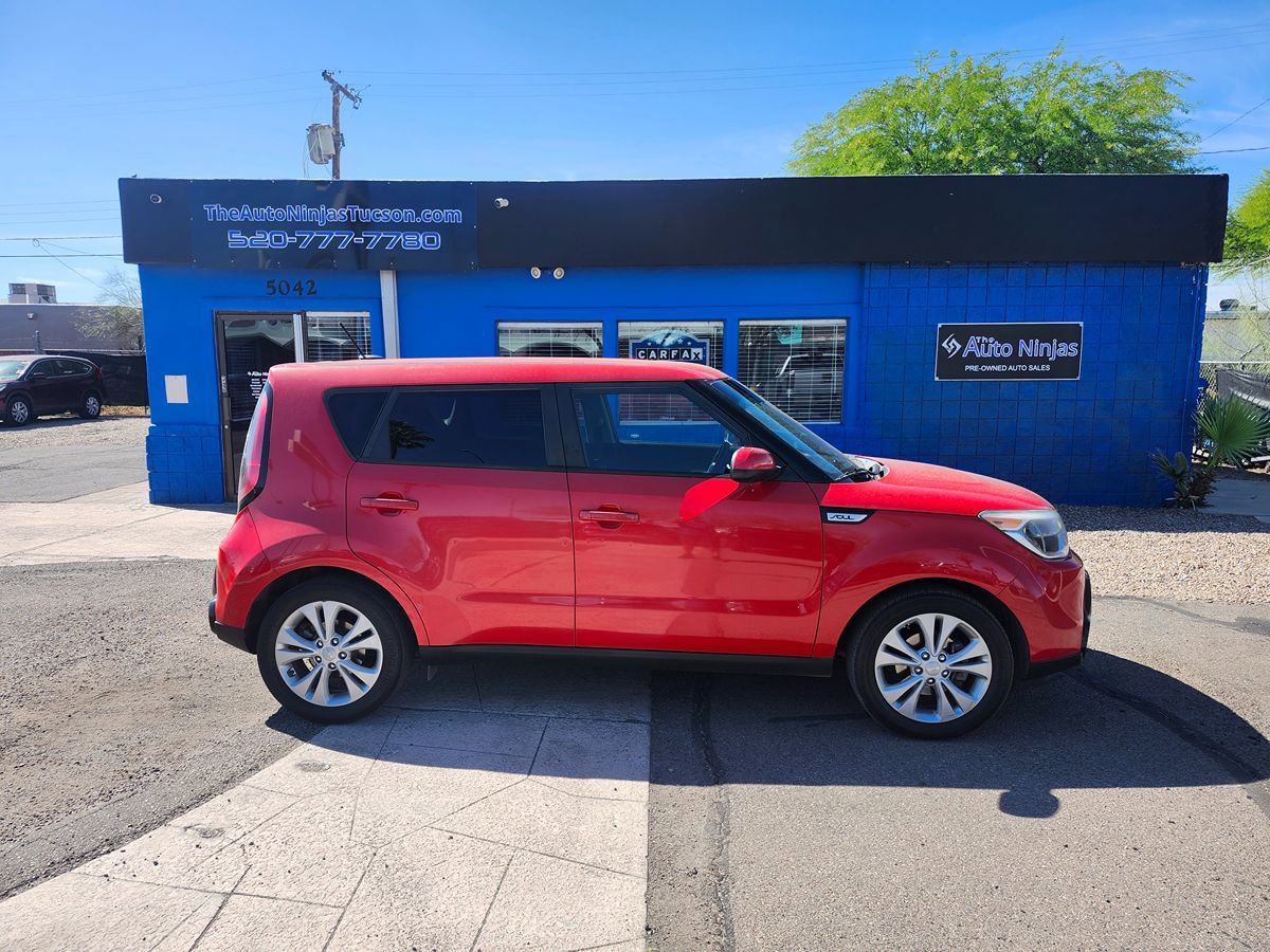 Used 2016 Kia Soul + FWD image 7