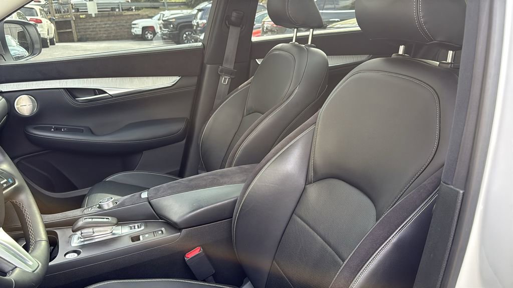 Used 2023 INFINITI QX50 Sensory w/ Accent Package FWD image 20
