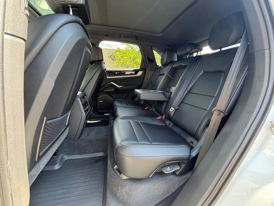 New 2025 Porsche Cayenne S AWD/4WD image 20