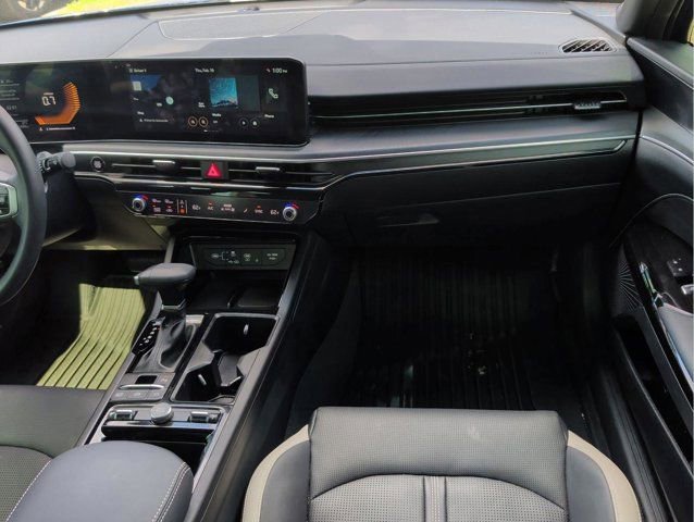 Used 2025 Kia K5 GT-Line image 17