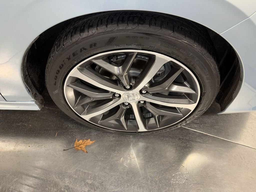 Used 2023 Honda Civic Touring image 15