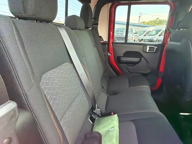Used 2021 Jeep Gladiator Mojave AWD/4WD image 18