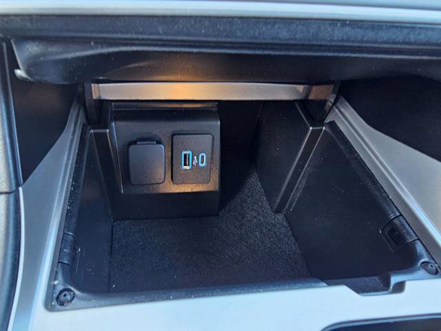 Used 2022 Ford Explorer XLT image 20