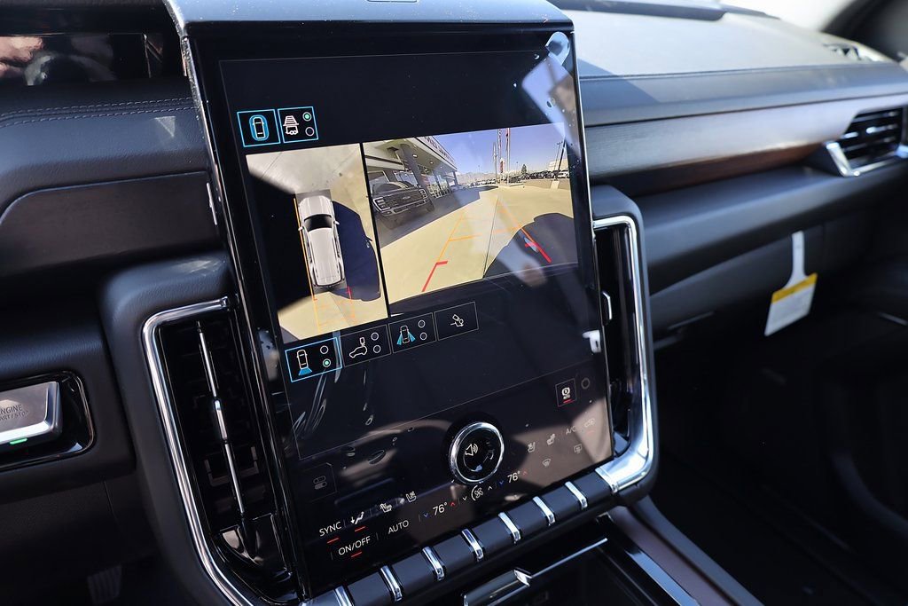 New 2026 GMC Yukon Denali w/ Advanced Technology Package image 15