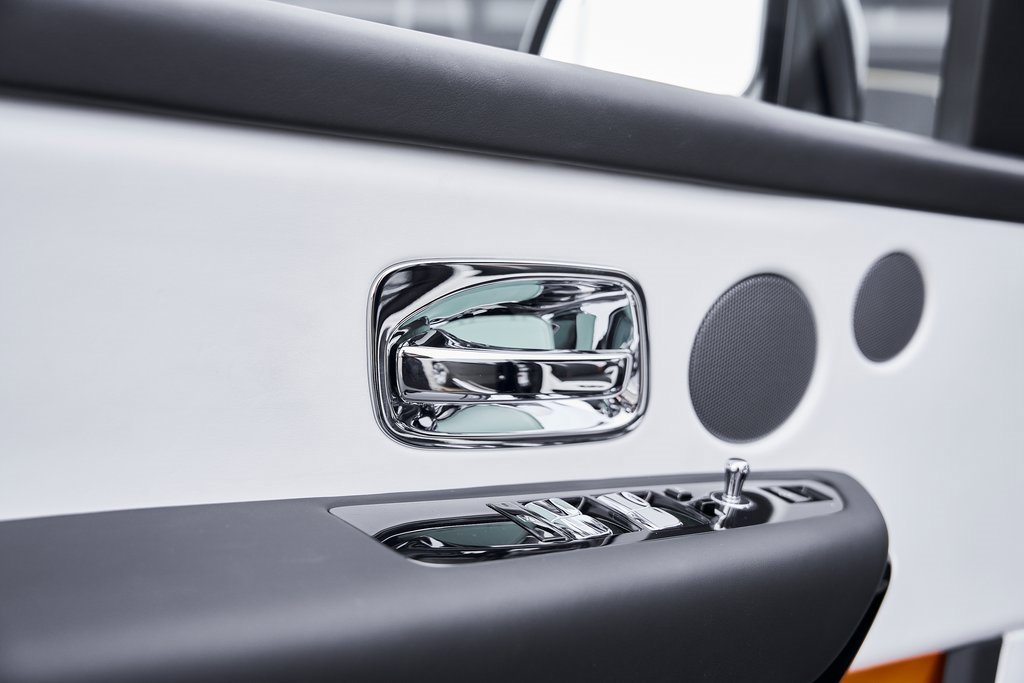 Used 2026 Rolls-Royce Cullinan image 39