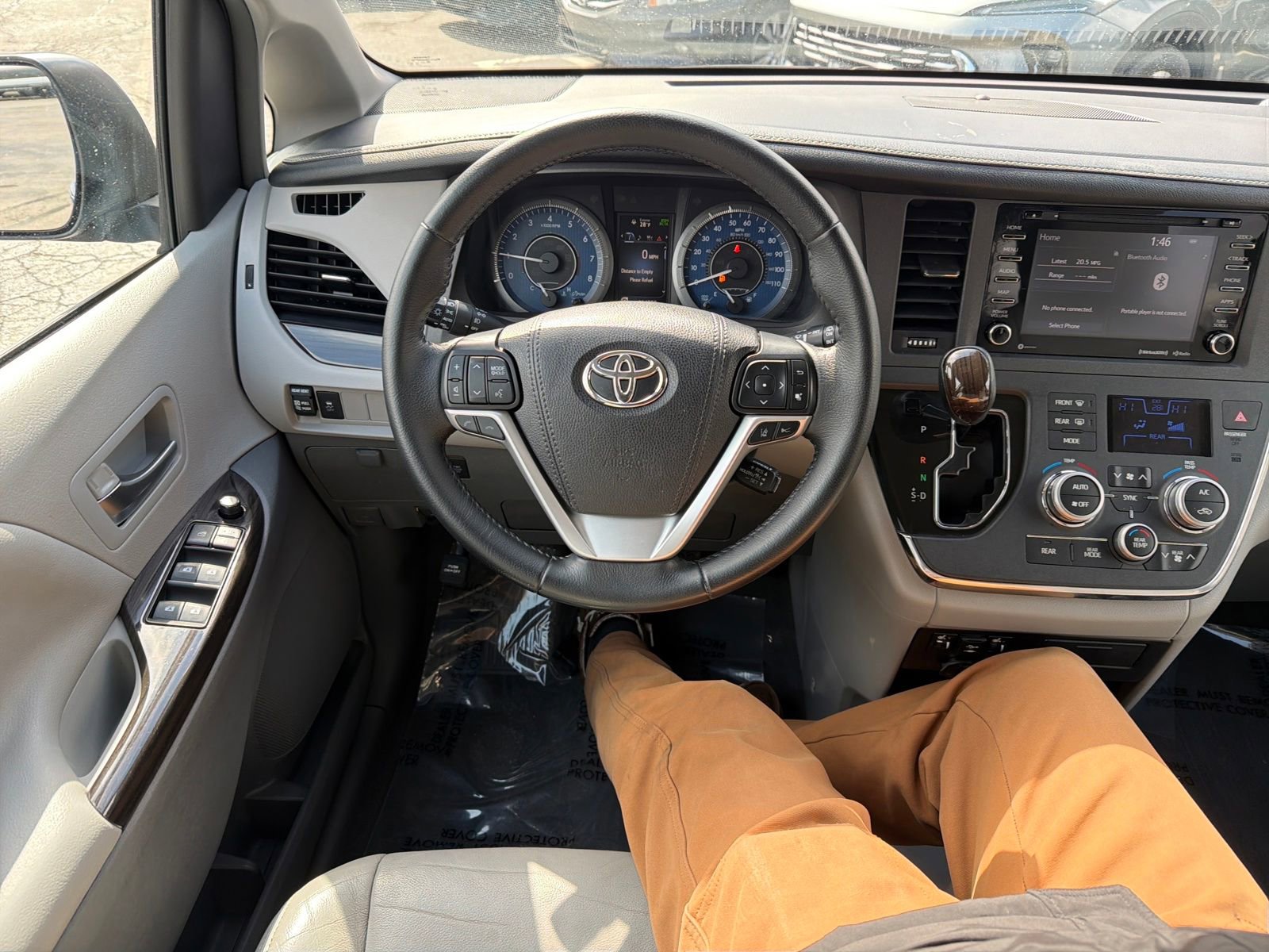 Used 2019 Toyota Sienna XLE FWD image 16