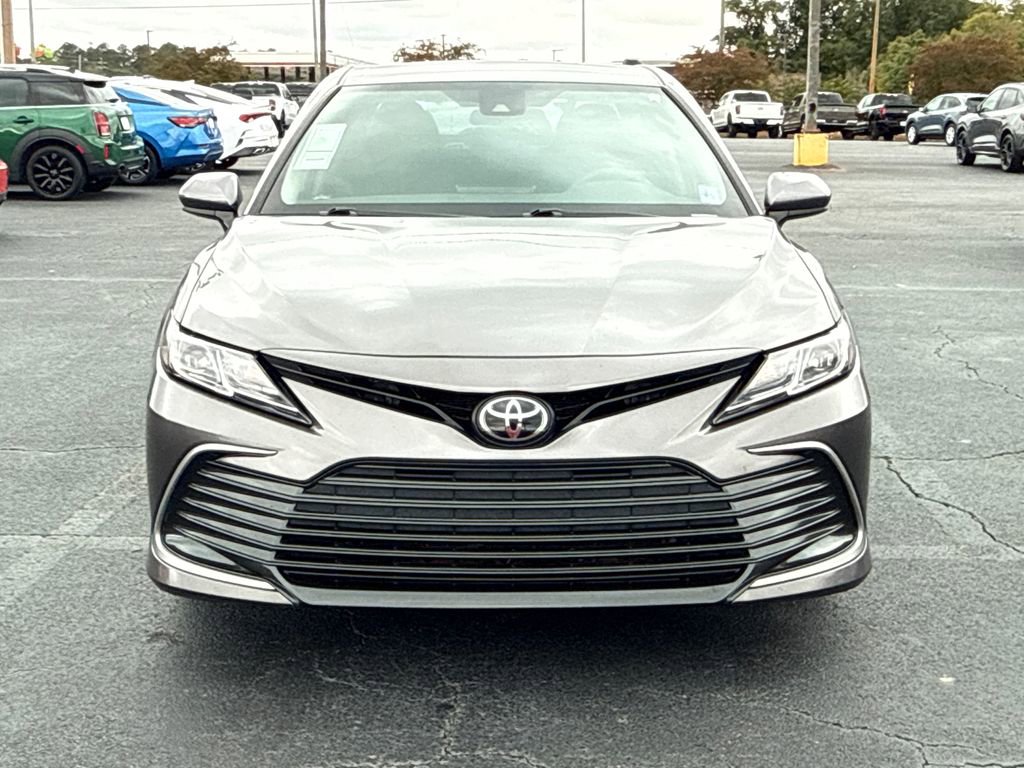 Used 2023 Toyota Camry LE image 8