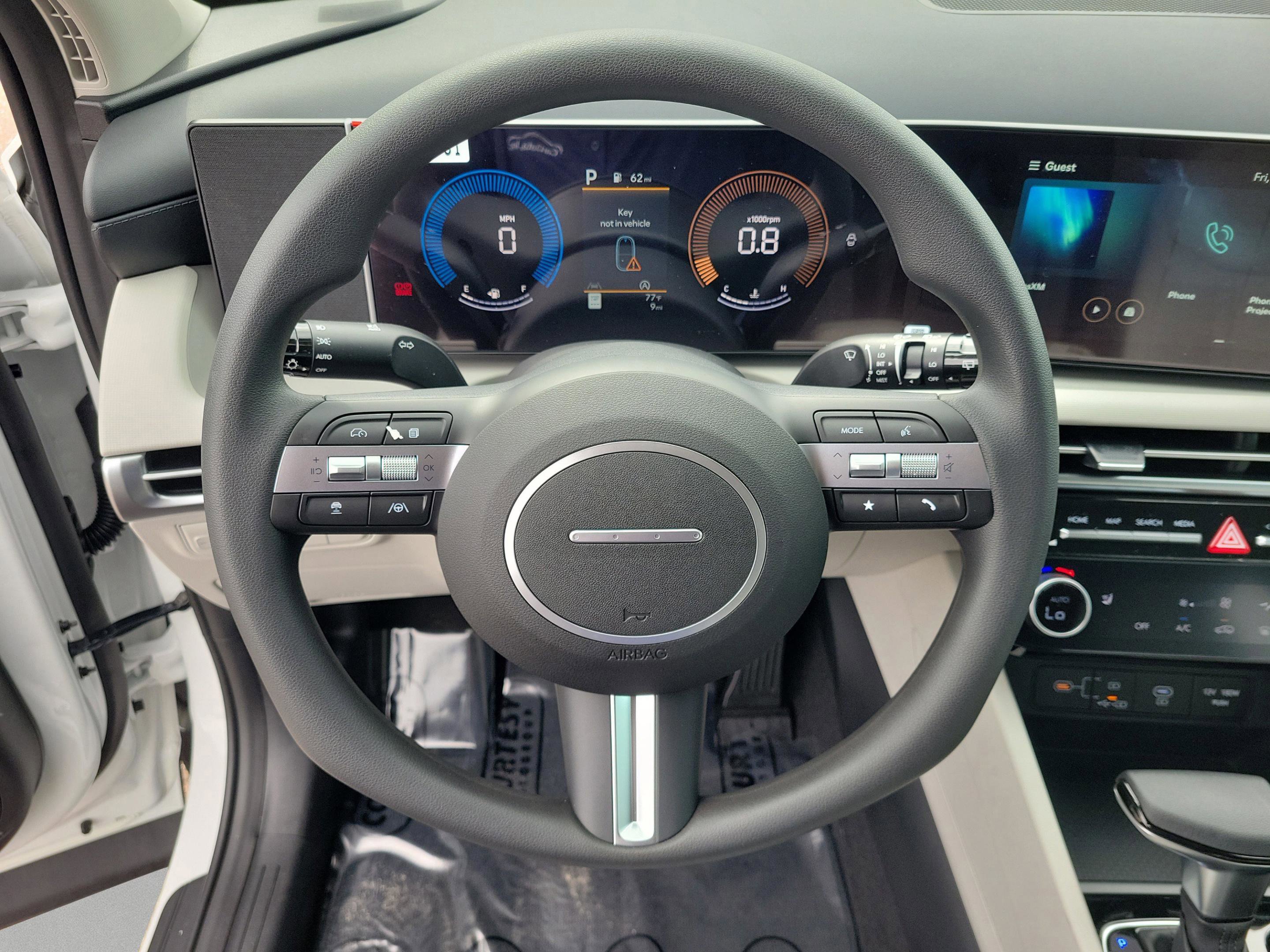 New 2026 Hyundai Tucson SEL image 18