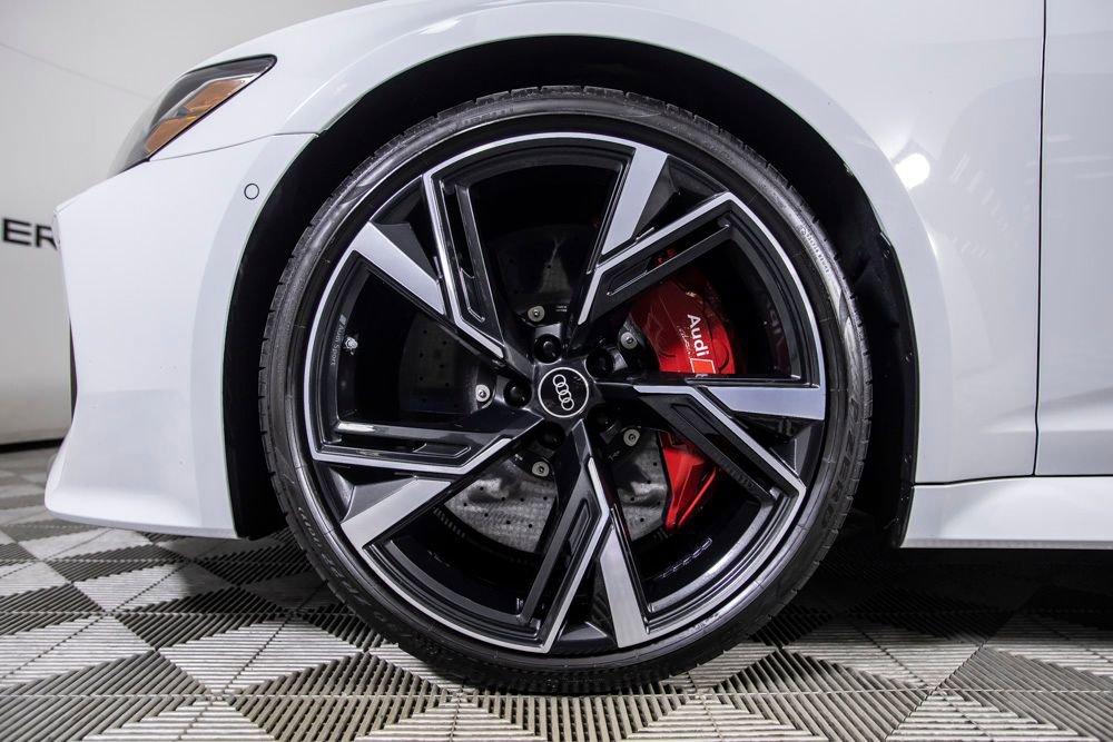 Used 2021 Audi RS 6 image 36