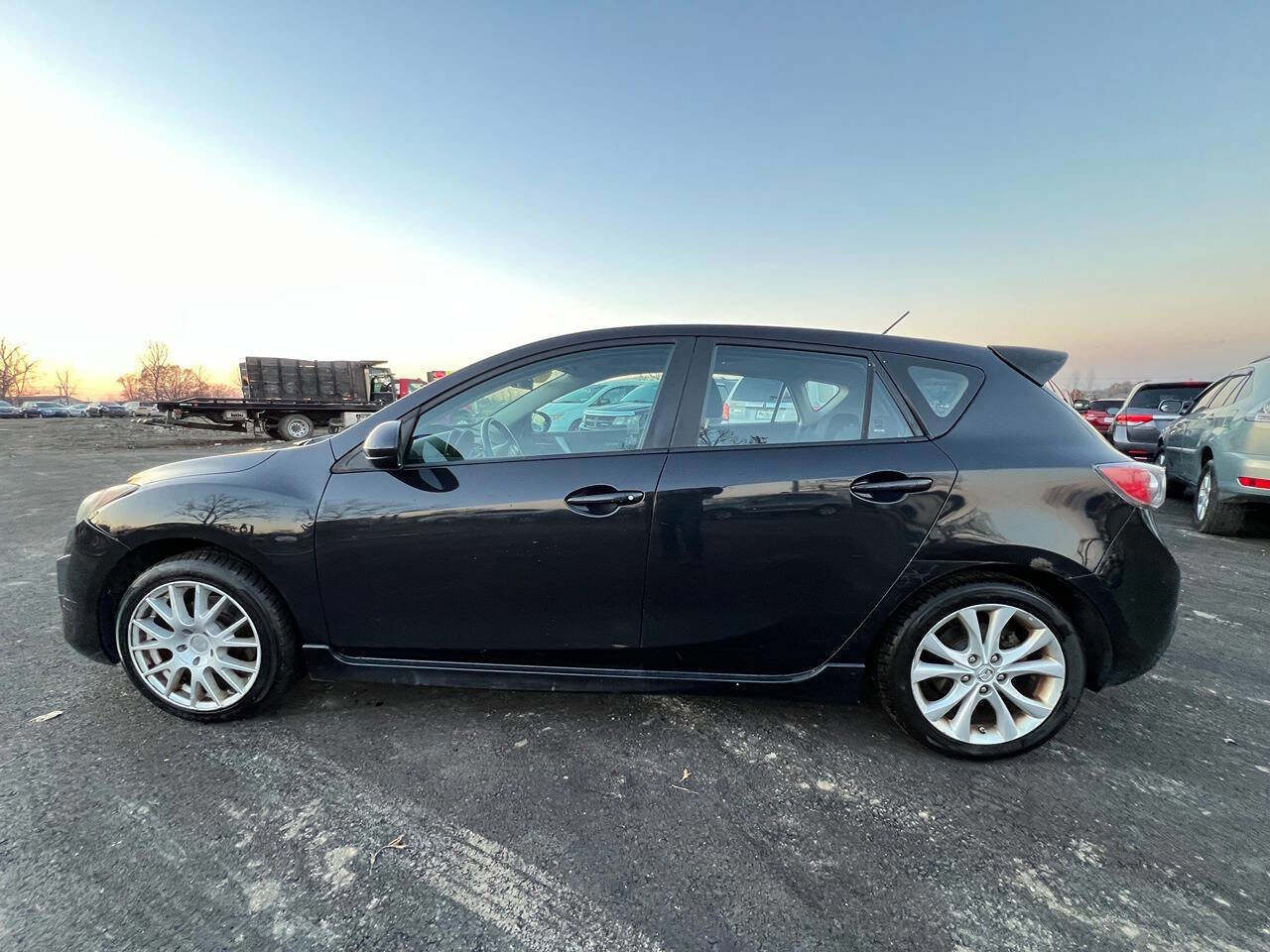 Used 2010 MAZDA MAZDA3 s Sport FWD image 9