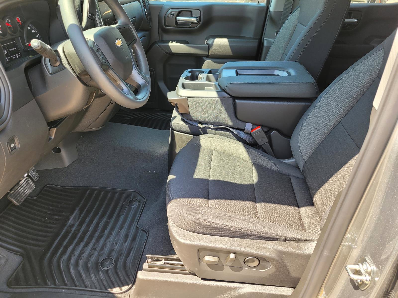 New 2026 Chevrolet Silverado 1500 Custom RWD image 14