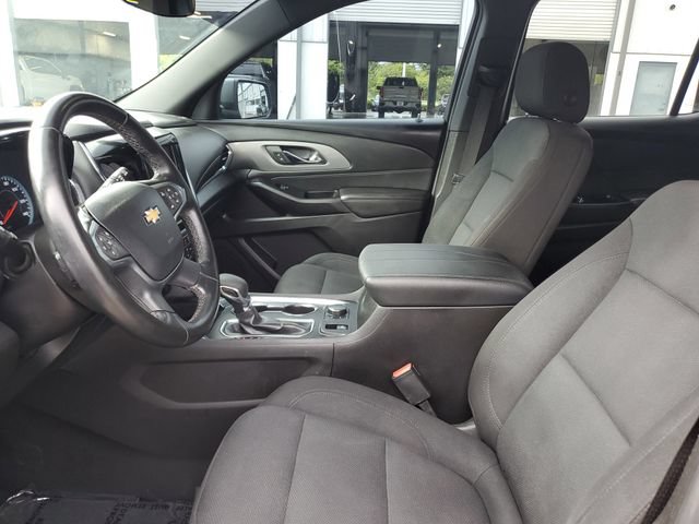 Used 2023 Chevrolet Traverse LT FWD image 18
