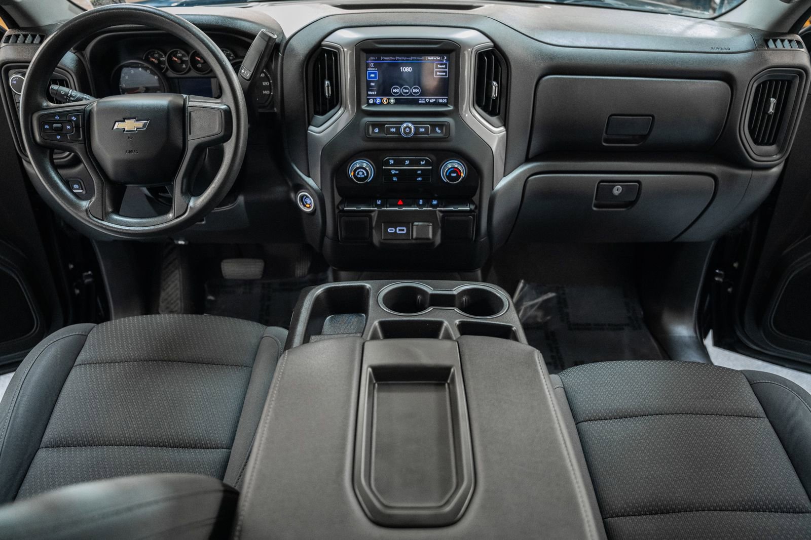 Used 2024 Chevrolet Silverado 2500 Custom image 28