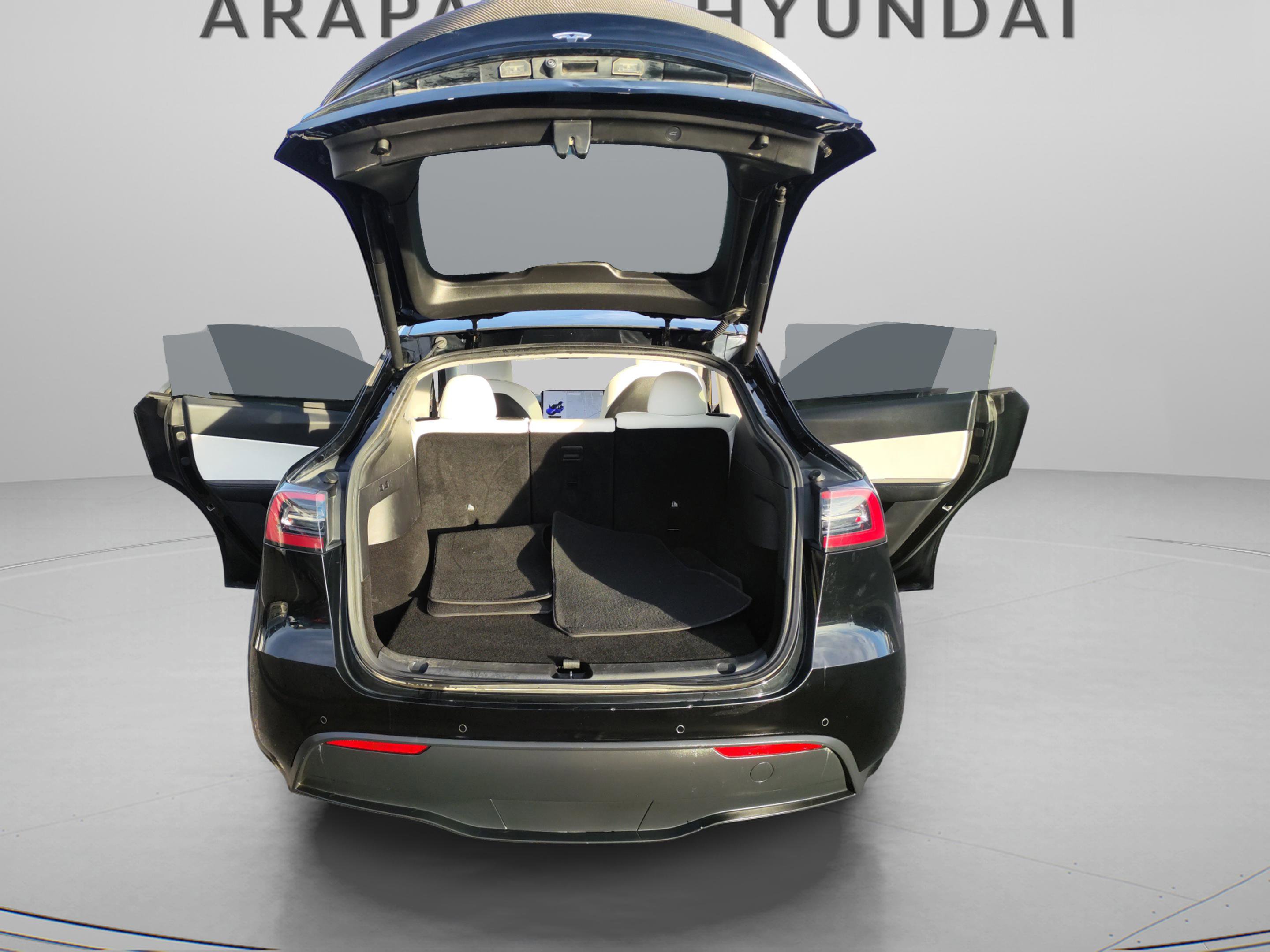 Used 2022 Tesla Model Y Performance image 26