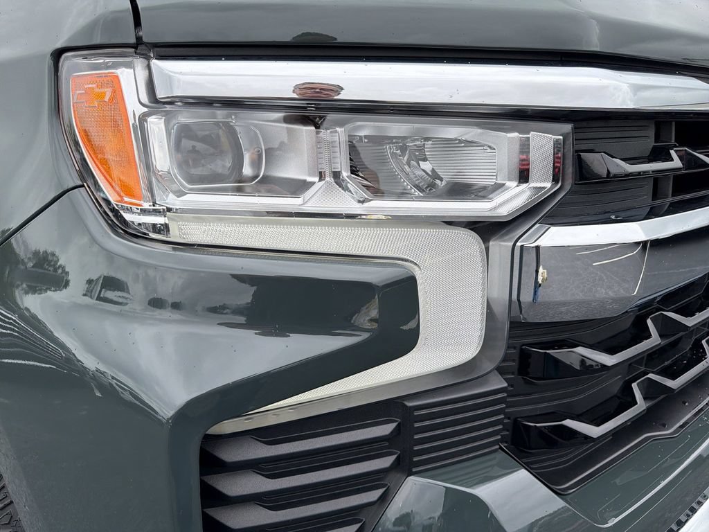 Certified 2025 Chevrolet Silverado 1500 LT w/ Z71 Off-Road Package AWD/4WD image 11