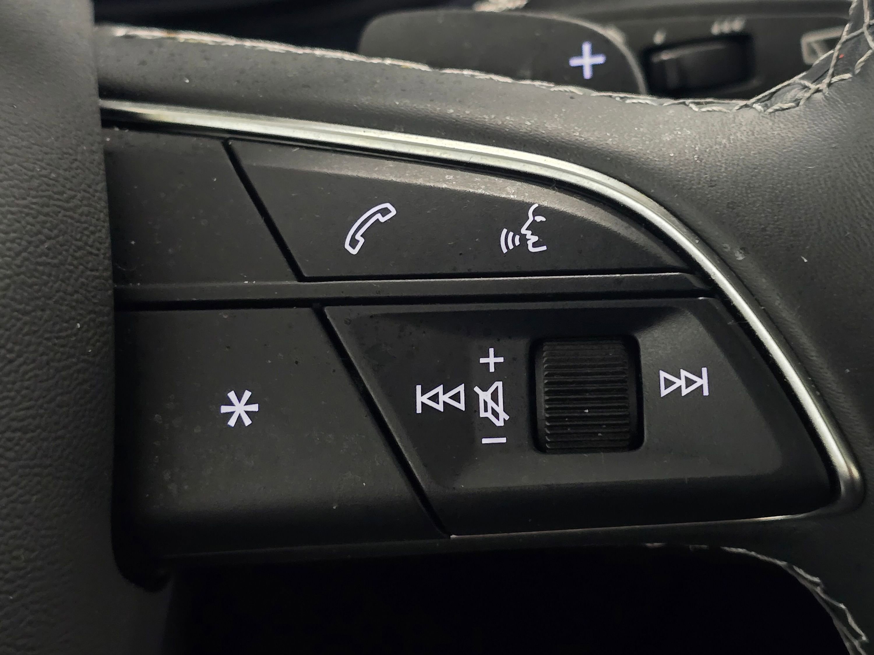 Certified 2025 Audi Q8 Premium Plus w/ Premium Plus Package image 42