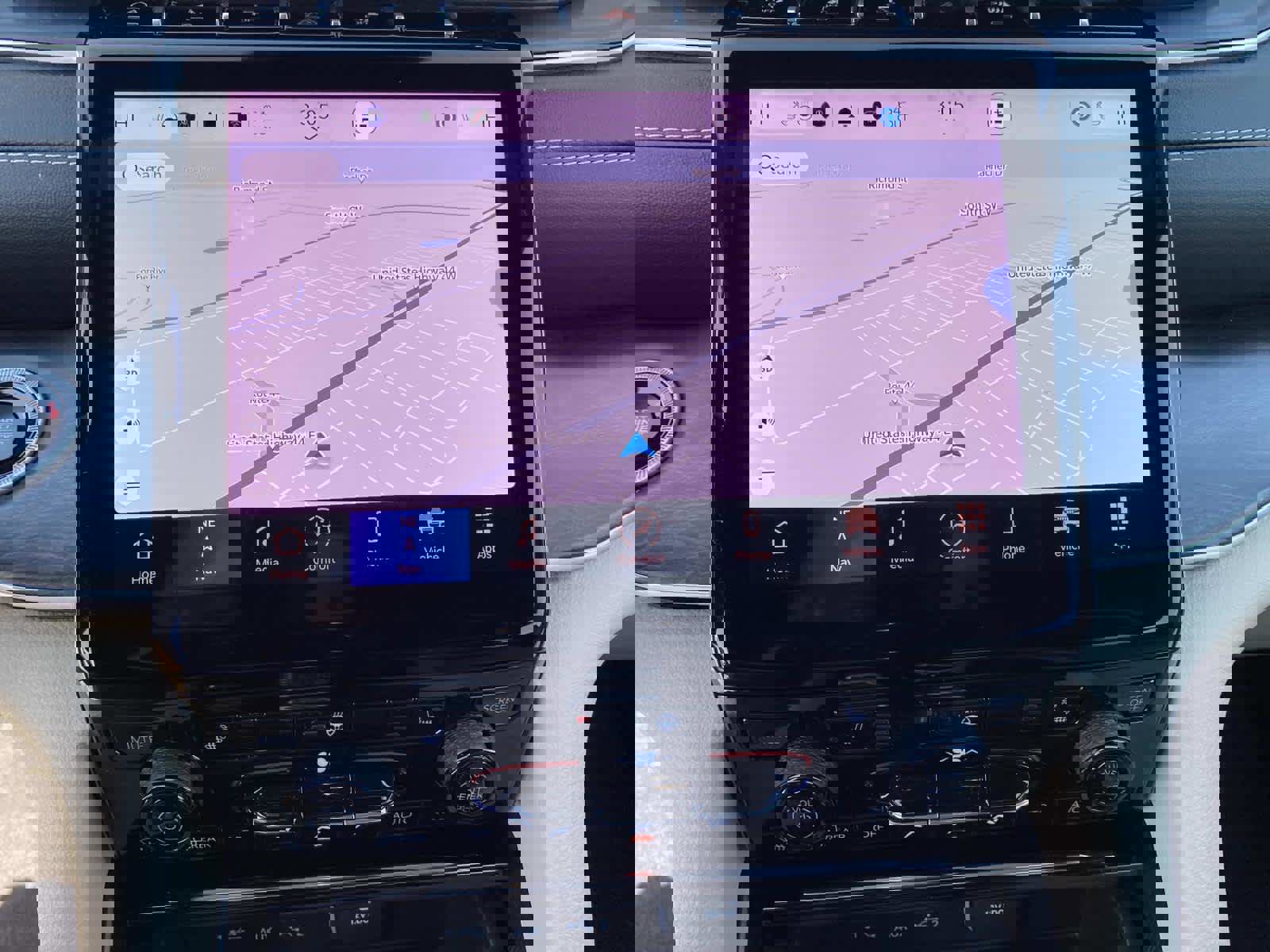 Certified 2025 Jeep Grand Cherokee L Limited w/ Trailer Tow Package image 14