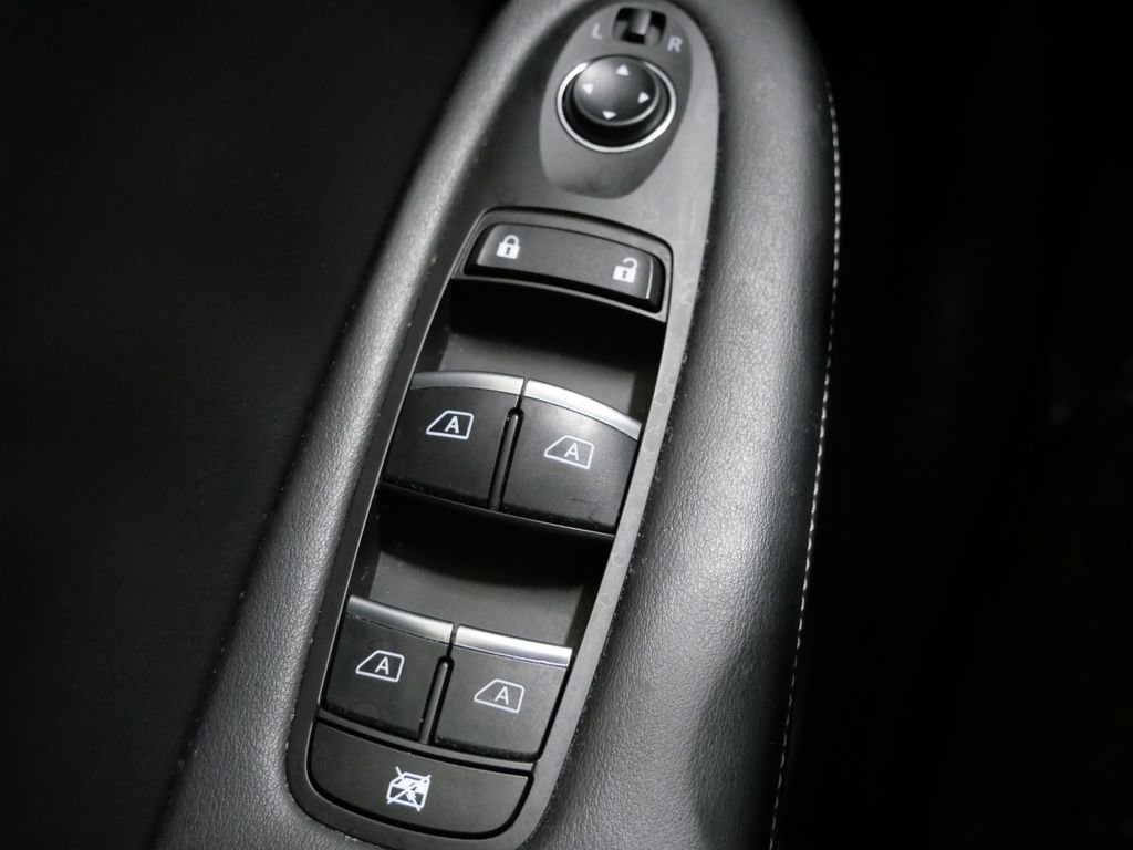 Used 2023 INFINITI QX50 Pure image 12